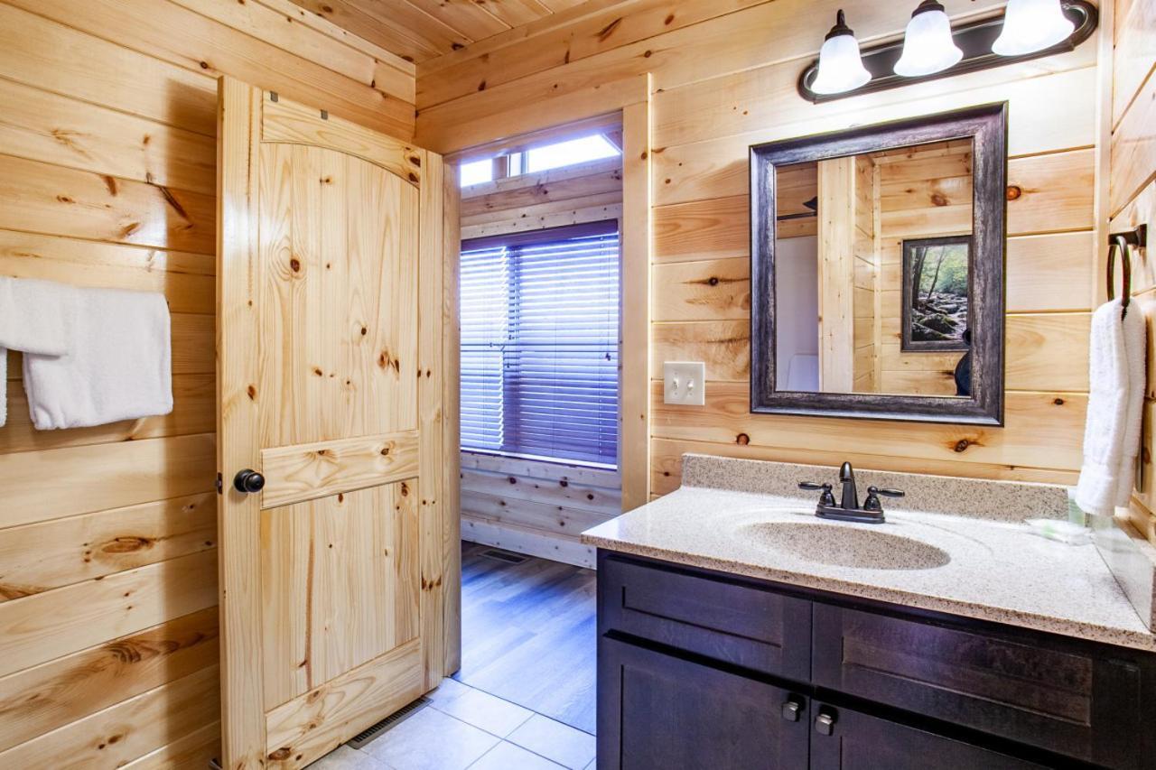 Swimming Bears Lodge 1 With Indoor Pool And Hot Tub Pigeon Forge Zewnętrze zdjęcie