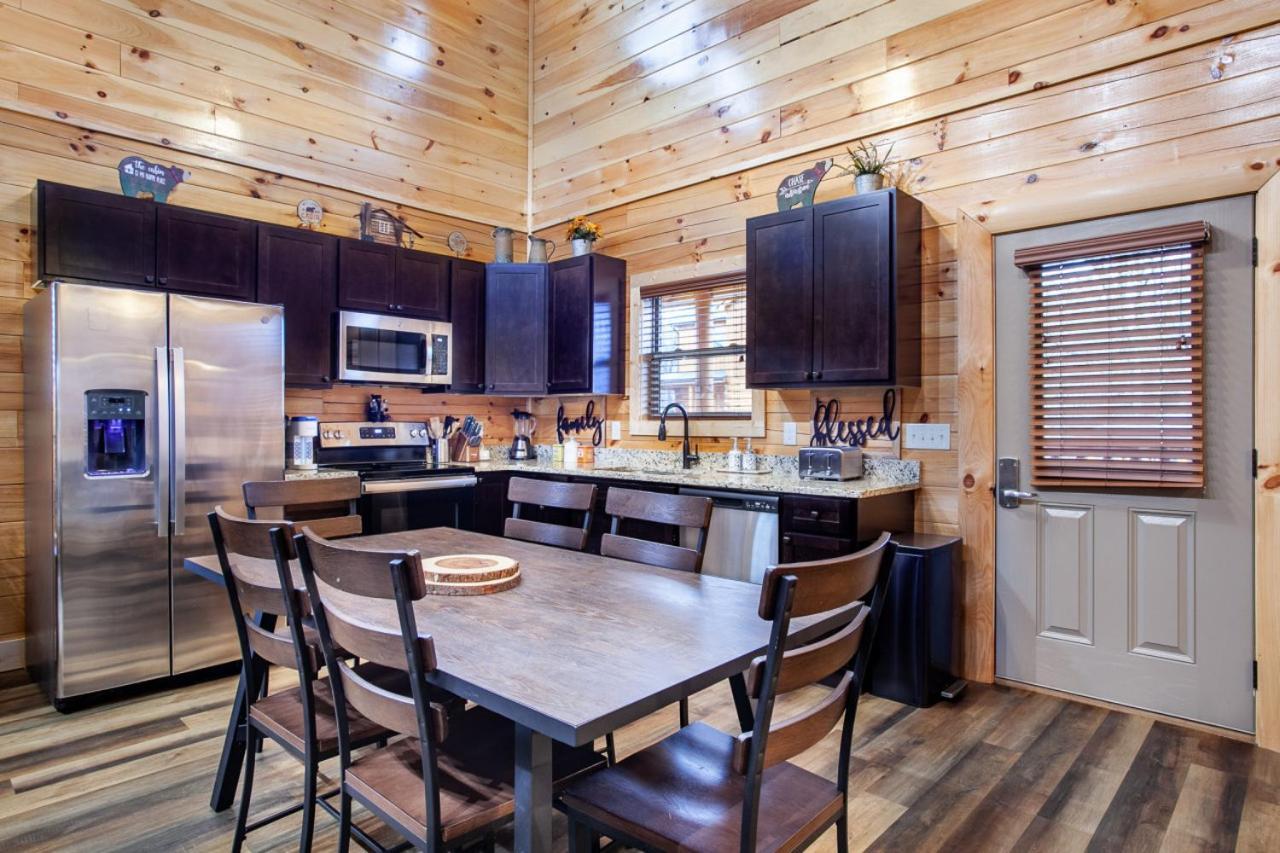 Swimming Bears Lodge 1 With Indoor Pool And Hot Tub Pigeon Forge Zewnętrze zdjęcie